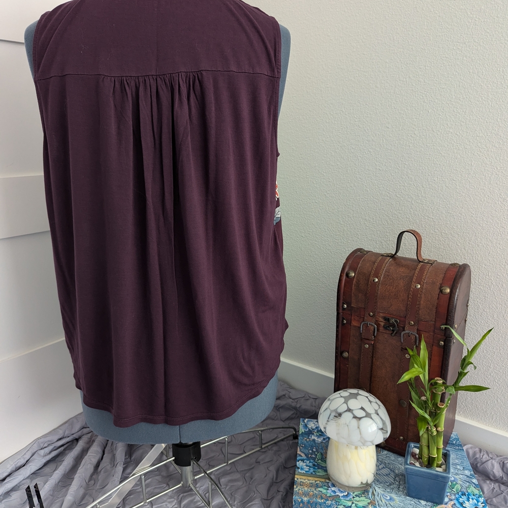 Floral Sleeveless Top - Purple - Picture 2 of 7